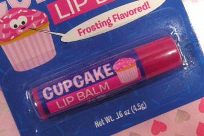 画像1: 再入荷！"CUPCAKE" Flavored Lip Balm