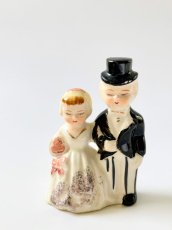 画像9: Vintage "Bride & Groom"   Porcelain Figurine  -ヴィンテージ ウェディング置物- (9)