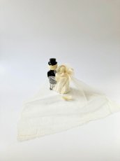 画像4: Vintage "Bride & Groom"   Porcelain Figurine  -ヴィンテージ ウェディング置物- (4)