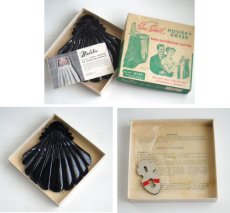 画像2: 1940-50's Vintage "Sea Shell"  STOCKING＆LINGERIE DRYER  -ヴィンテージ ハンガー-  【箱付きDEAD-STOCK♡】 (2)